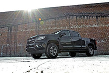Load image into Gallery viewer, Rough Country 2" Leveling Kit 2015-2020 Chevy Colorado/Canyon