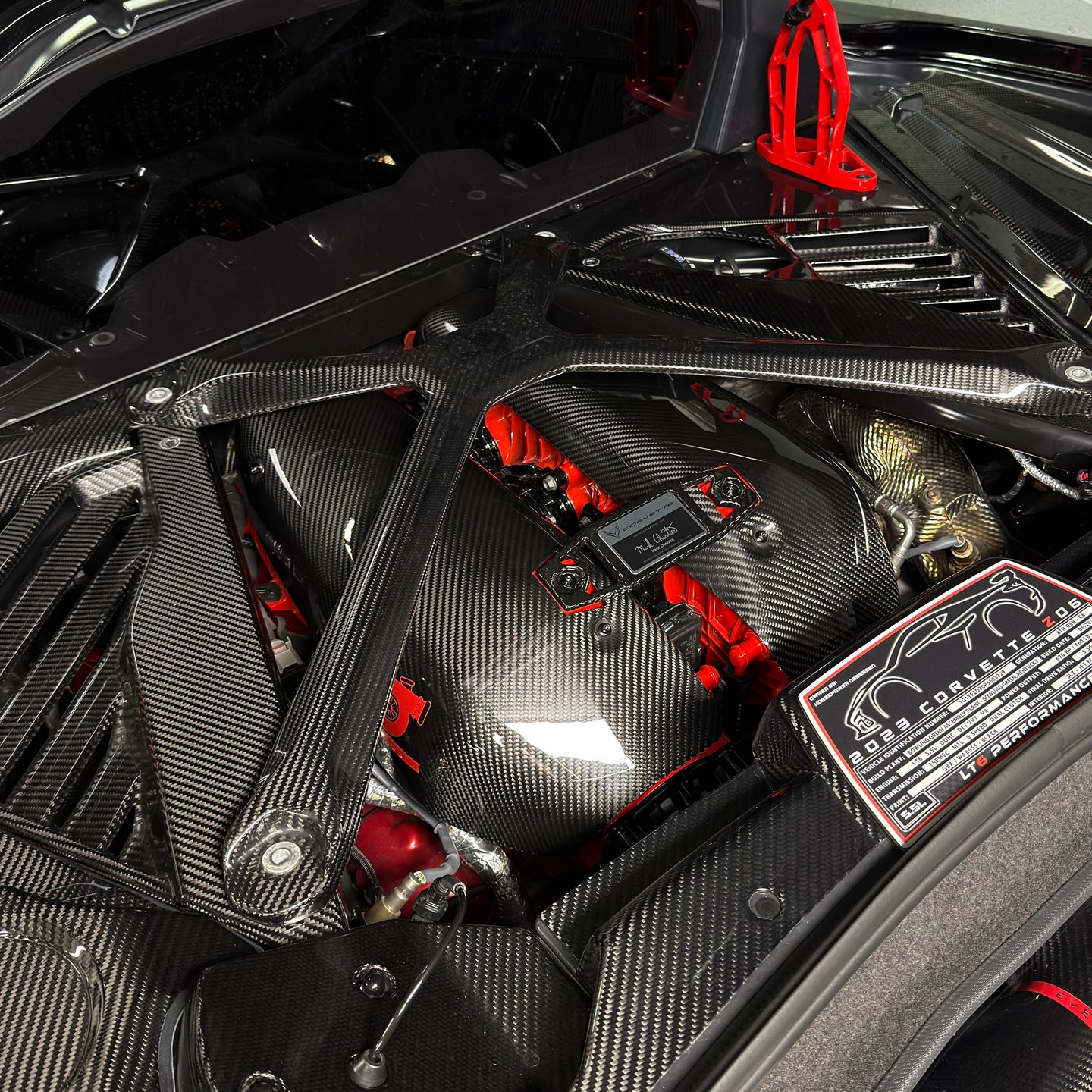 Carbon Fiber LT6 Engine Intake Manifold Covers For C8 Corvette Z06